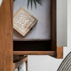 Meuble Avec Vasque TRANGLE 2 Tiroirs 32 Meuble Avec Vasque TRANGLE 2 Tiroirs -HOME24 Ventes 1000292025 230223 024 MOOD DETAILS P000000001000292025 mood