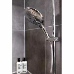 Wenko Pommeau De Douche Basic Line I -HOME24 Ventes 1000352557 220519 021 MOOD DETAILS P000000001000352557 mood