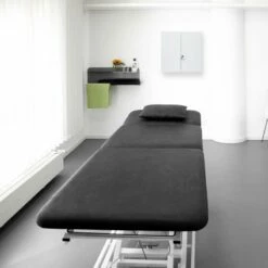 Armoire à Pharmacie XXL 2 Portes -HOME24 Ventes d0f3d6562ad9447089514815fc730b3d